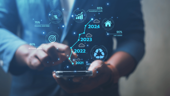 "In E-Commerce, every click, search and transaction generates key data. These are not just points on a graph, but essential information to elevate your online store. Dive into e-commerce analytics and turn that data into decisions that will power your store's success."