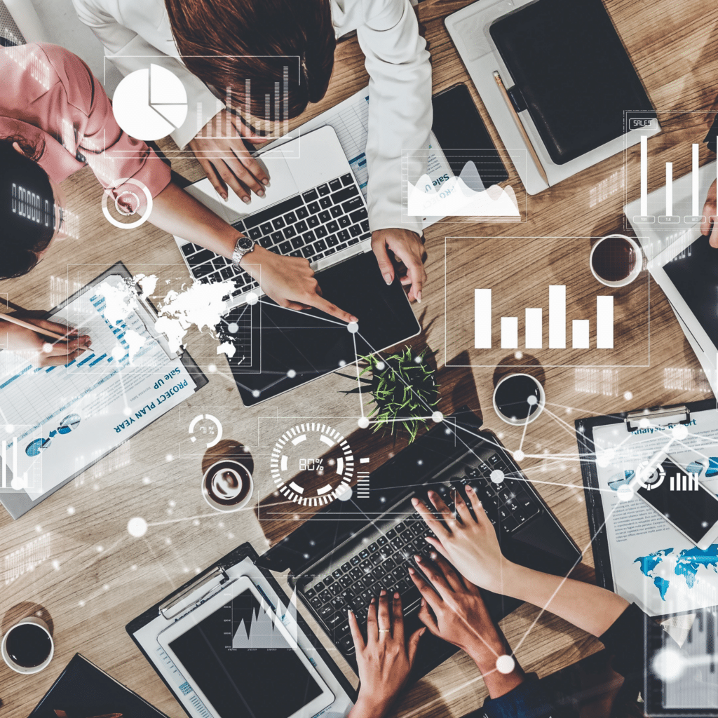 We conclude our exploration by highlighting the most impactful e-commerce analytics tools and providing practical tips for their application. From Google Analytics to specialized e-commerce solutions, you will learn how to transform seemingly overwhelming data into valuable actionable insights.