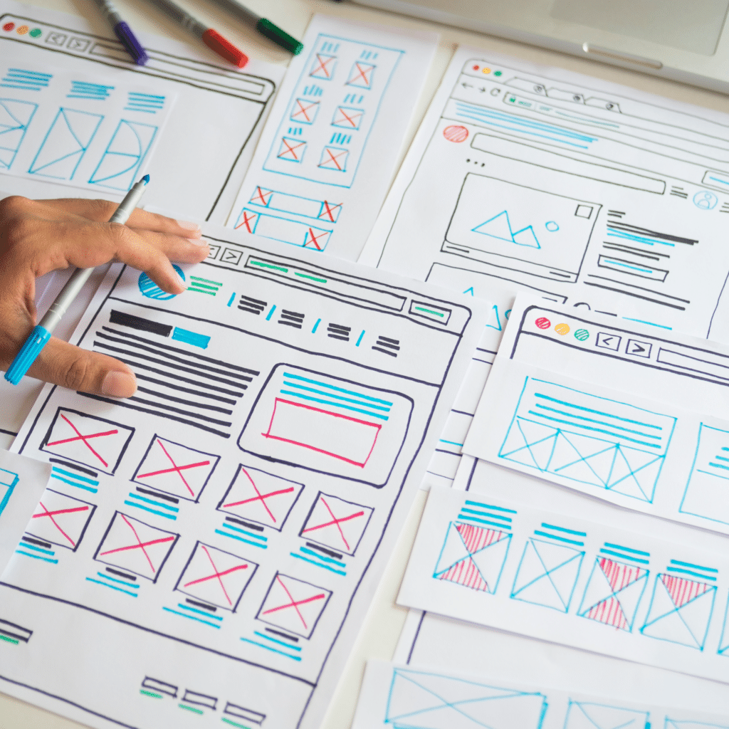 The product page is the key digital showcase for converting visitors into loyal customers. Make sure it is attractive and functional, optimizing images and using clear descriptions. Incorporate reviews to build trust and make an impactful first impression.