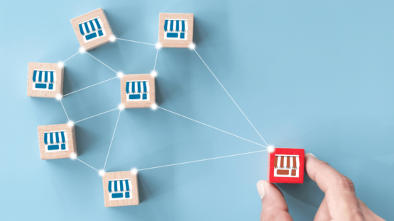 B2C e-commerce has transformed the way businesses interact with consumers in the digital world. In this era of technological evolution, various business models have emerged to meet the needs and behaviors of the modern consumer. This article explores the most influential B2C business models in e-commerce, providing a detailed insight into how they work and their impact on the current business landscape. Never8 guides you through this analysis to better understand the opportunities and challenges in the online marketplace.